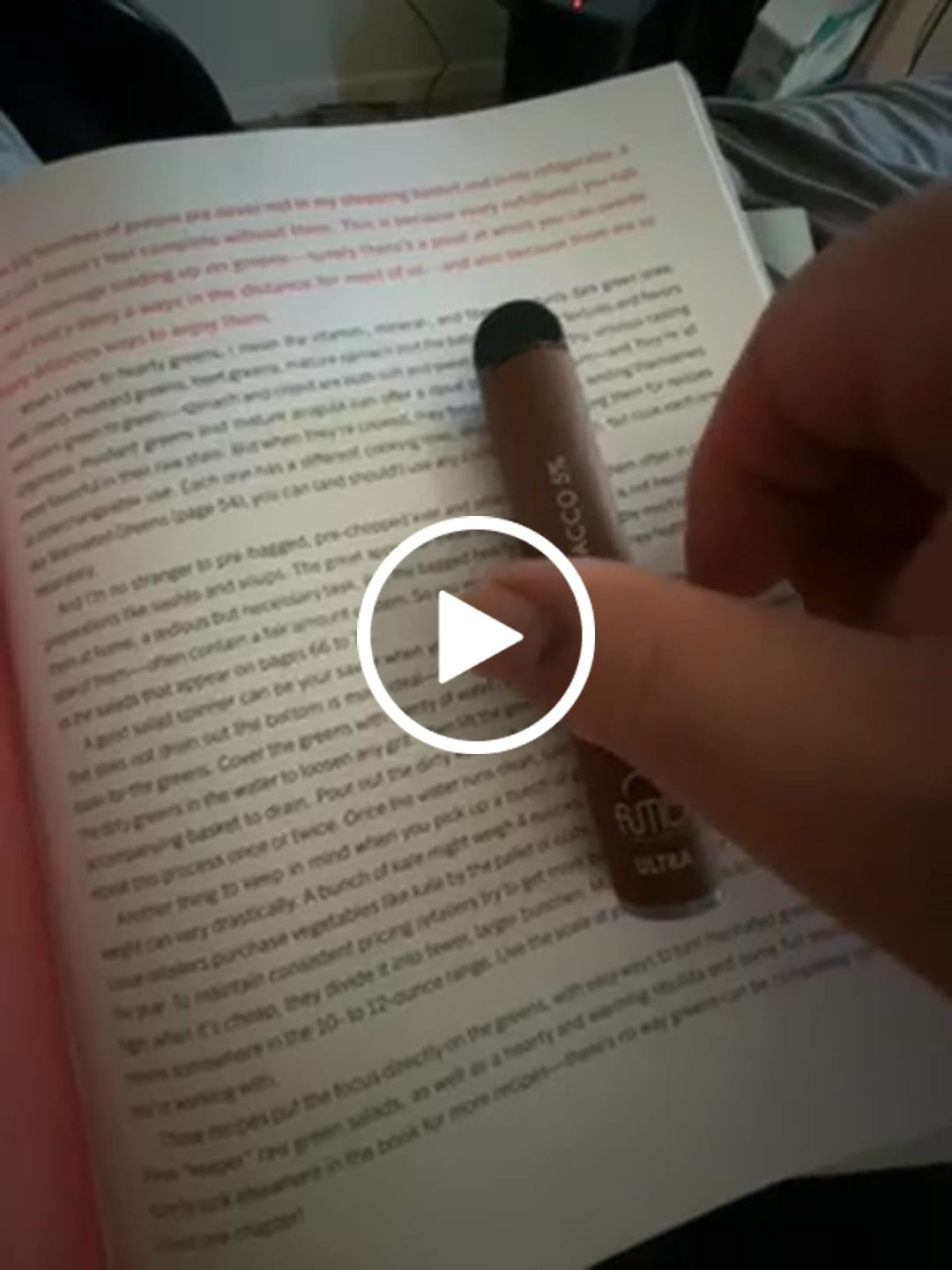 Customer video review of Fume Ultra 2500 Puffs