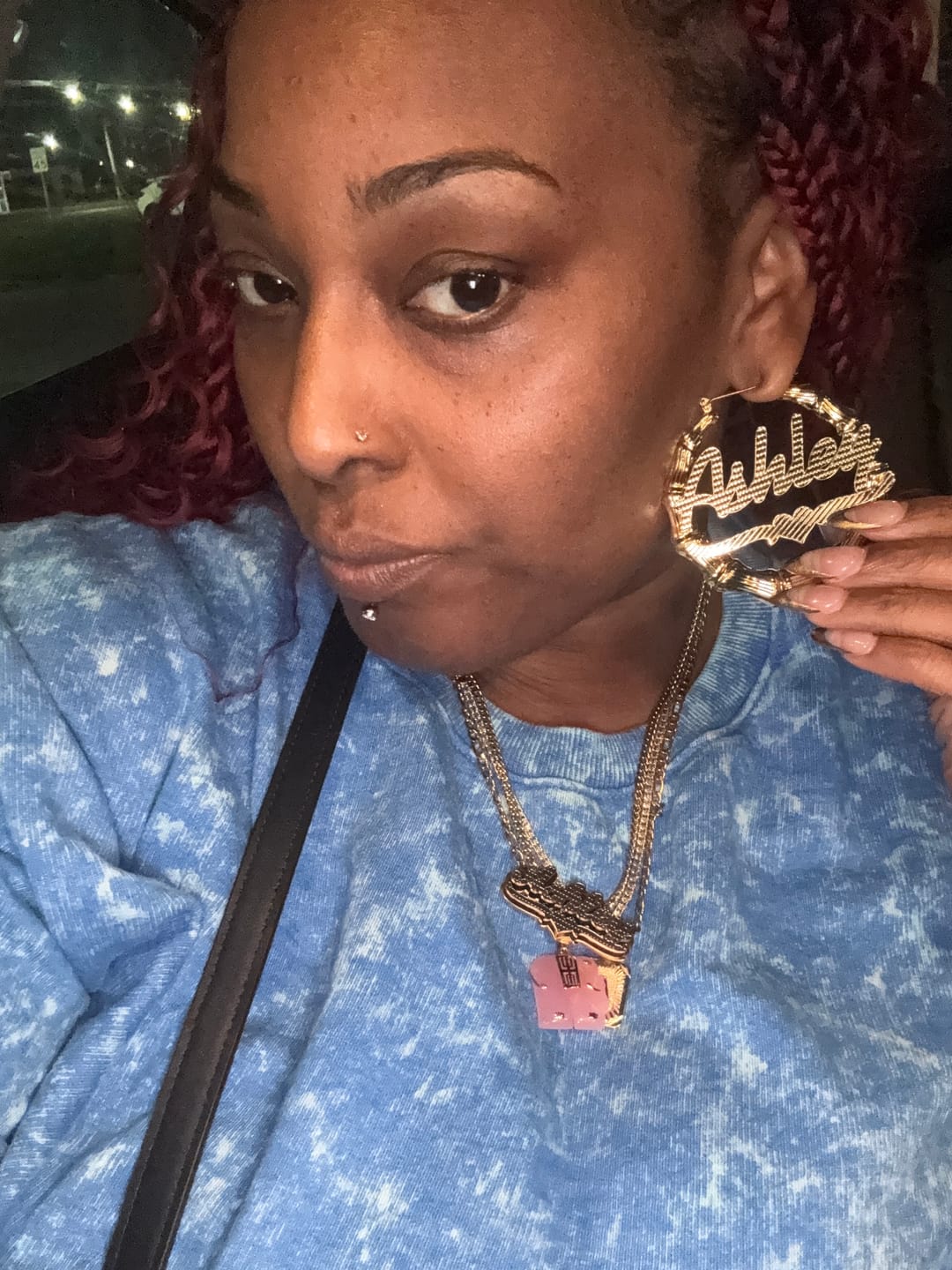 Customer photo review of Double Plated Pop Out Heart Name Necklace w/ Figaro Chain