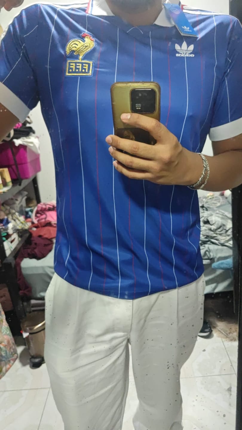 Customer photo review of Jersey Francia 1982 Local