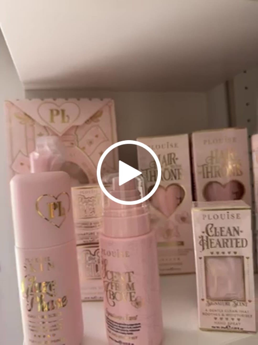 Customer video review of Signature Scent Full Collection