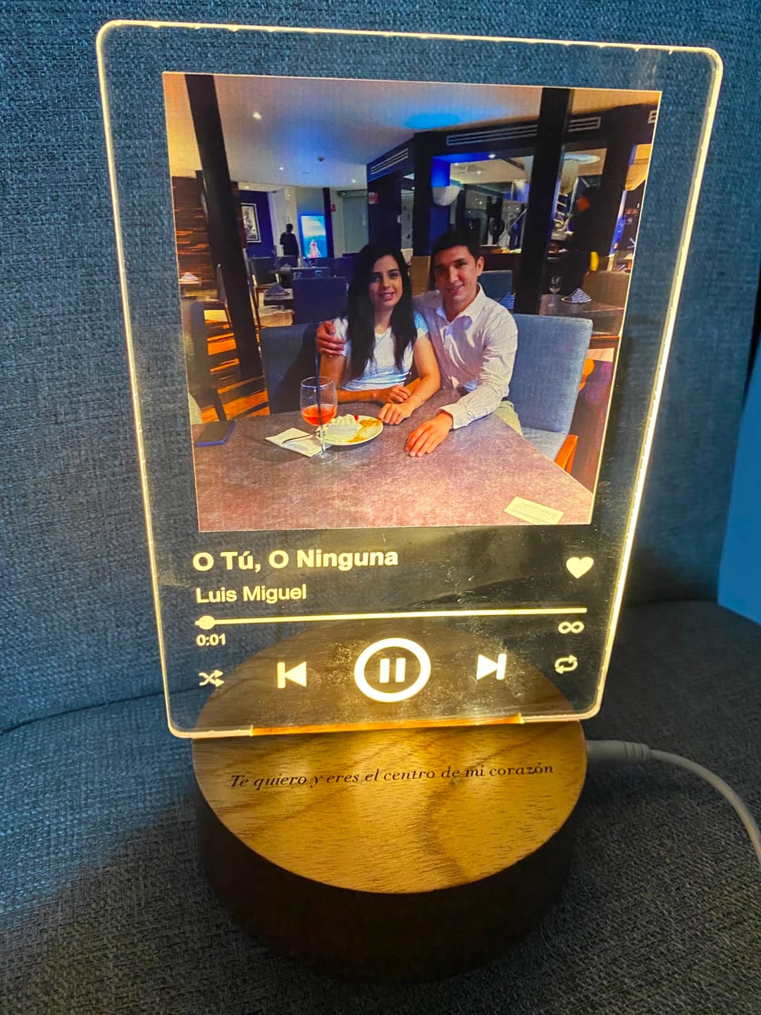 Customer photo review of Lámpara Portada de Canción