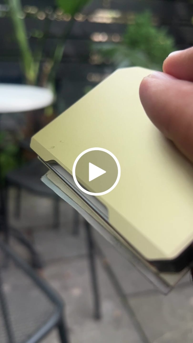Customer video review of SK1 Special Edition Champagne Gold Slide Kick Wallet