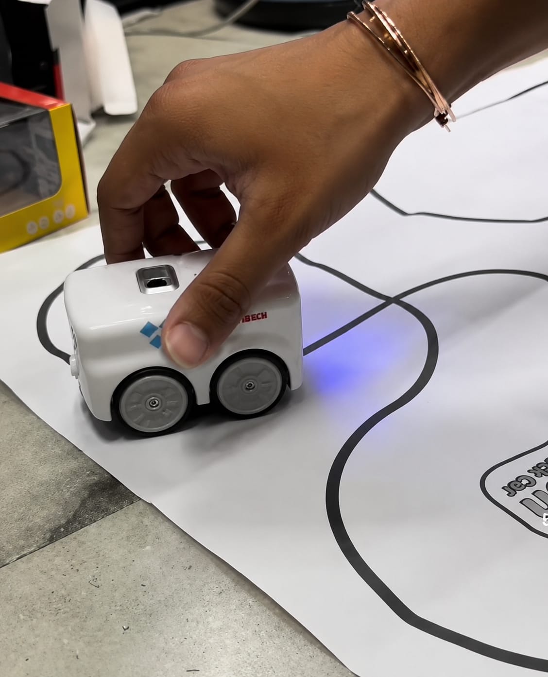 Customer photo review of Go Go Mini RC Bus