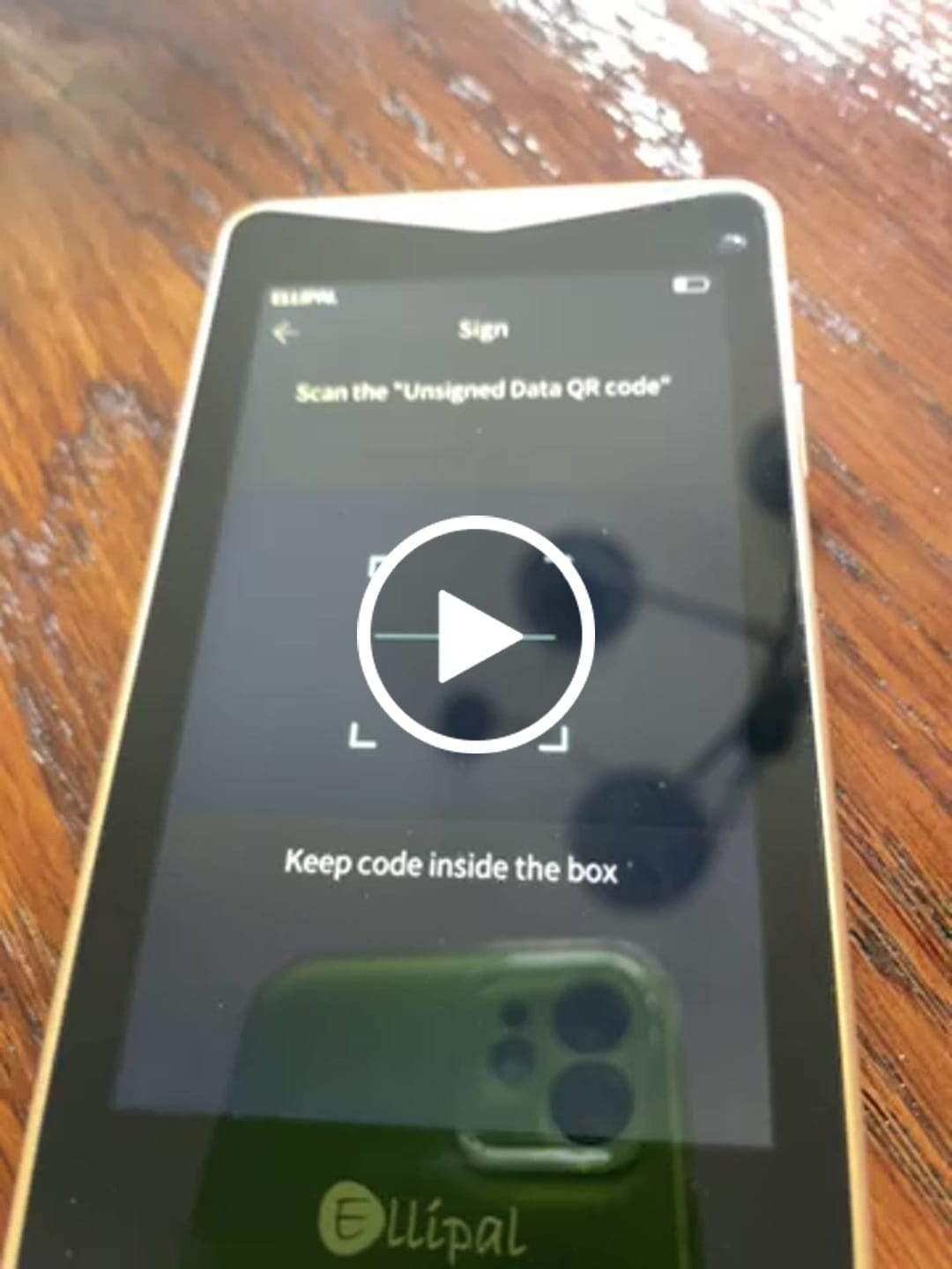 Customer video review of ELLIPAL Titan 2.0 Cold Wallet