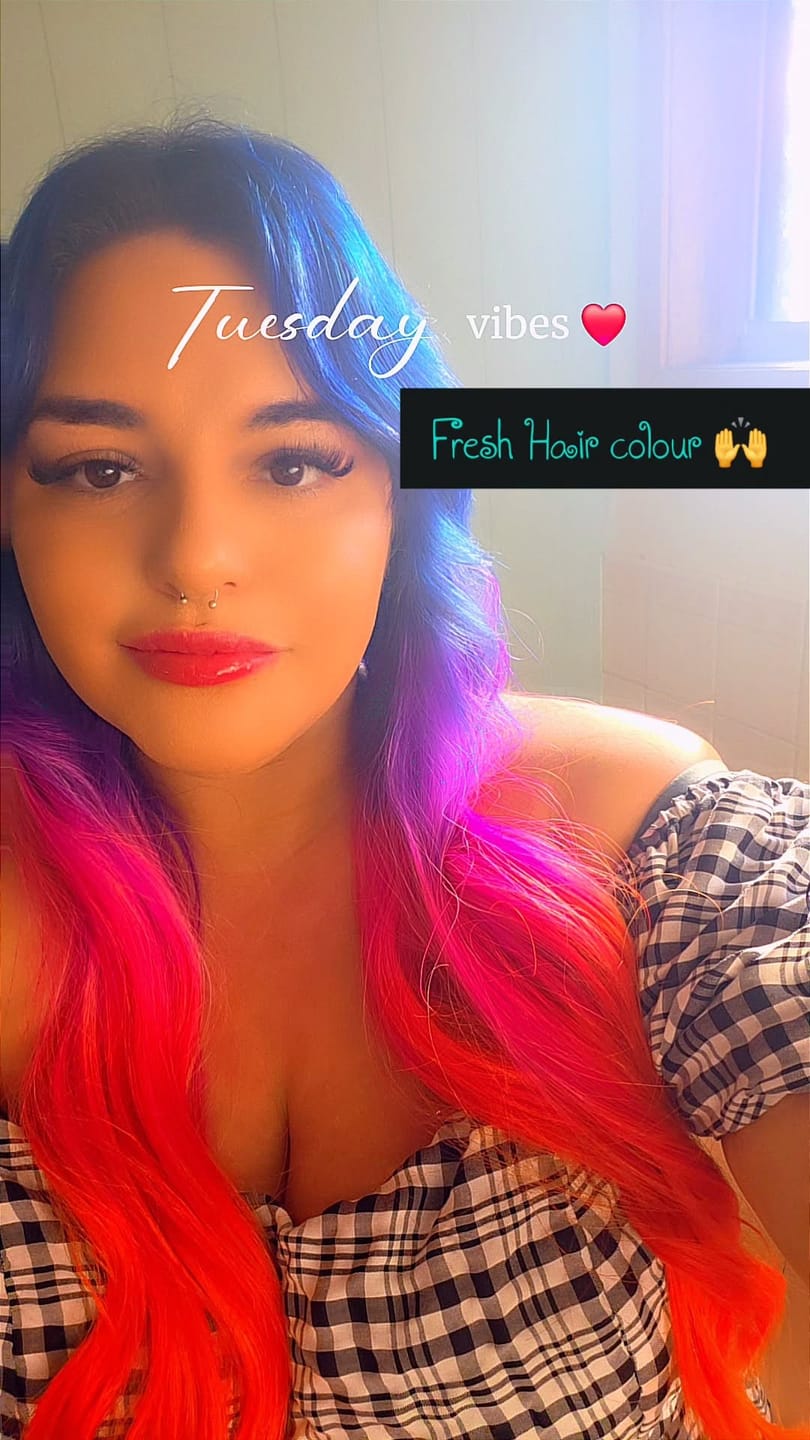 Customer photo review of 22 Inch Tape Hair Extensions