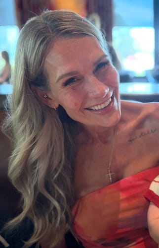 Reviewer with glowing, hydrated skin after using Deep Collagen Cream.