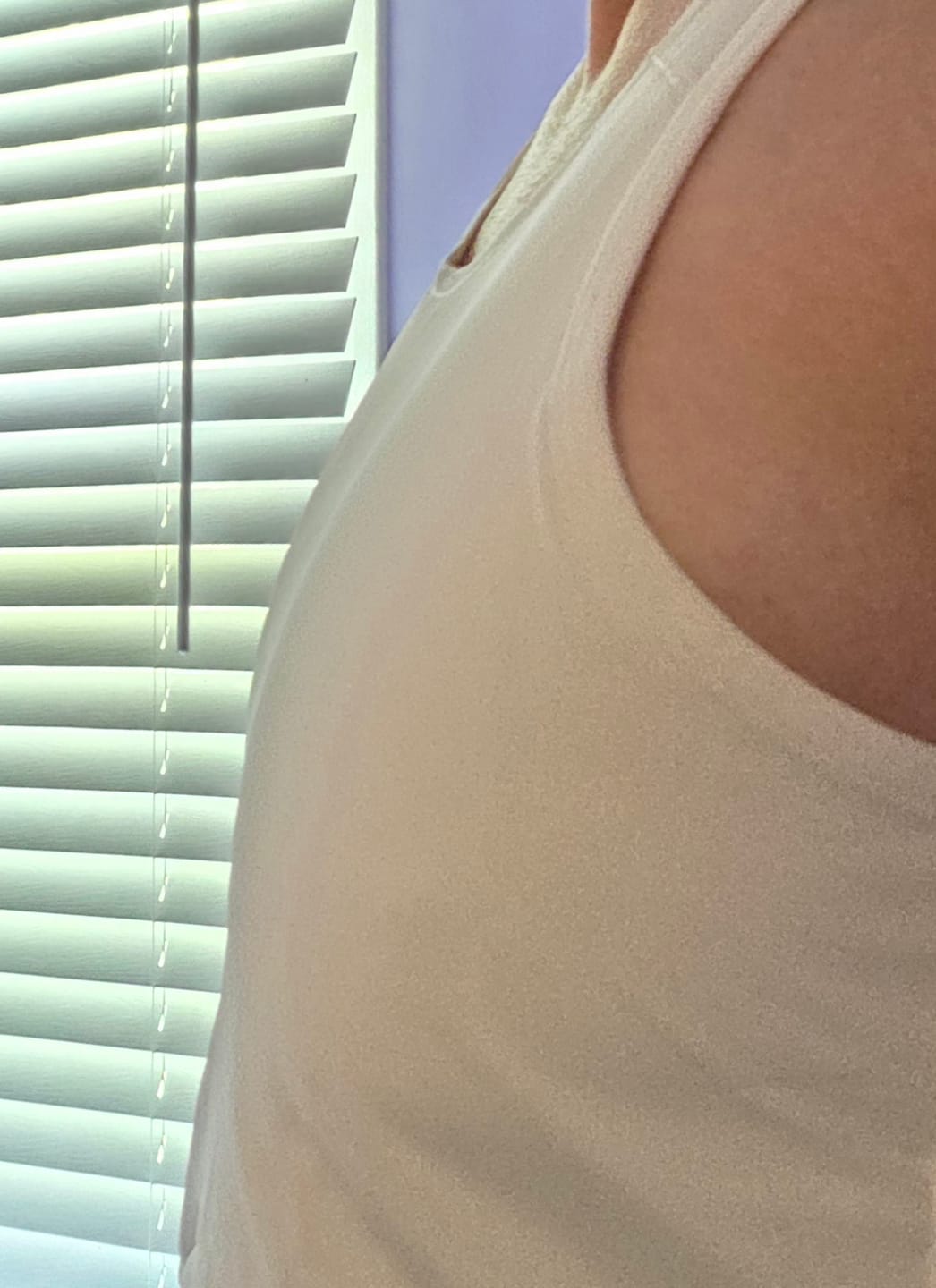 Customer photo review of Mesh Back Comfort Band Binder White