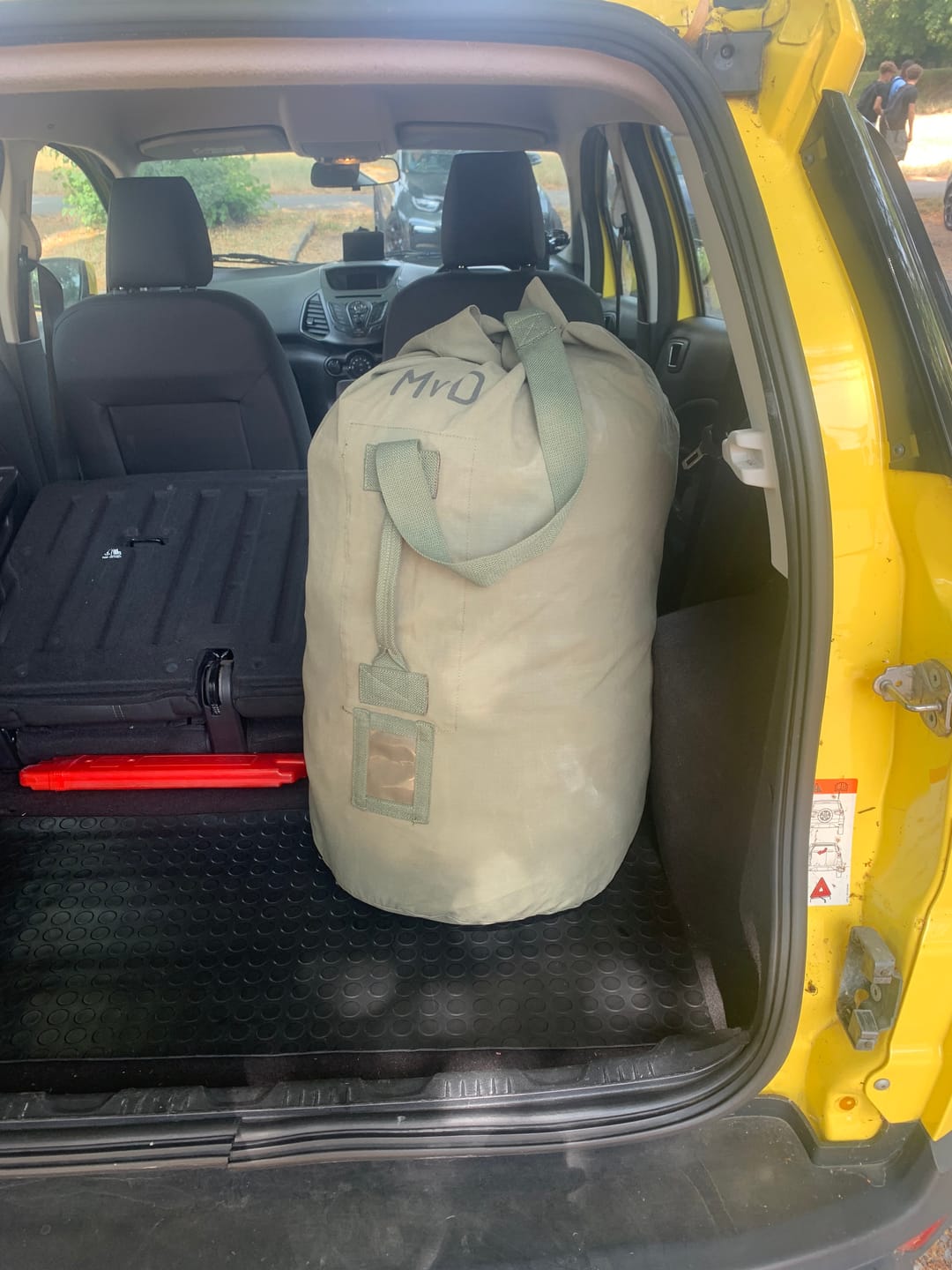 Customer photo review of Original Dutch Military Duffel Bag 100liters ripstop Sack Canvas Kit olive