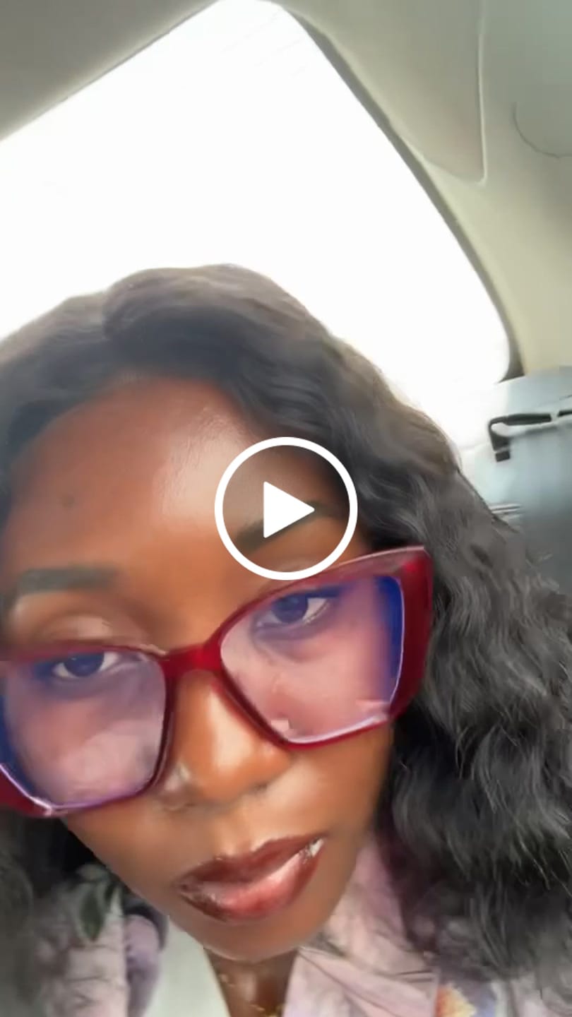 Customer video review of Body Scrub