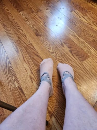 Customer photo review of Pack 6 Pares de Calcetines Antideslizantes Yoga Ballet Pilates Set Cortos