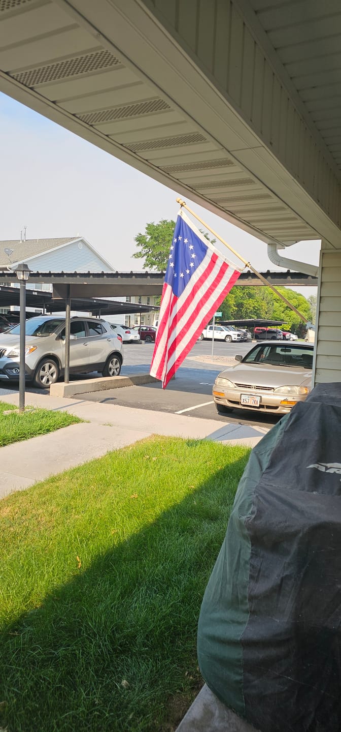 Customer photo review of 3' x 5' Betsy Ross Flag