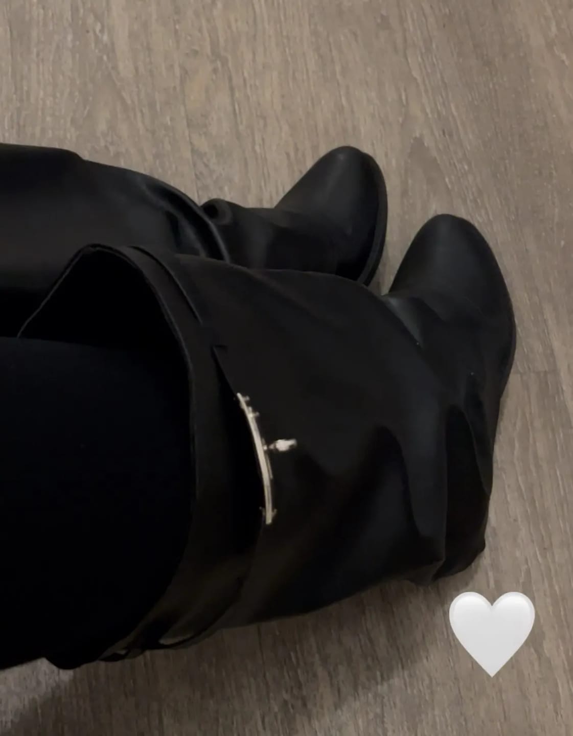 Customer photo review of Bottes Femme en Cuir - ARIA