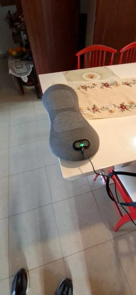 Customer photo review of SpineSway Triple Fusion Massager
