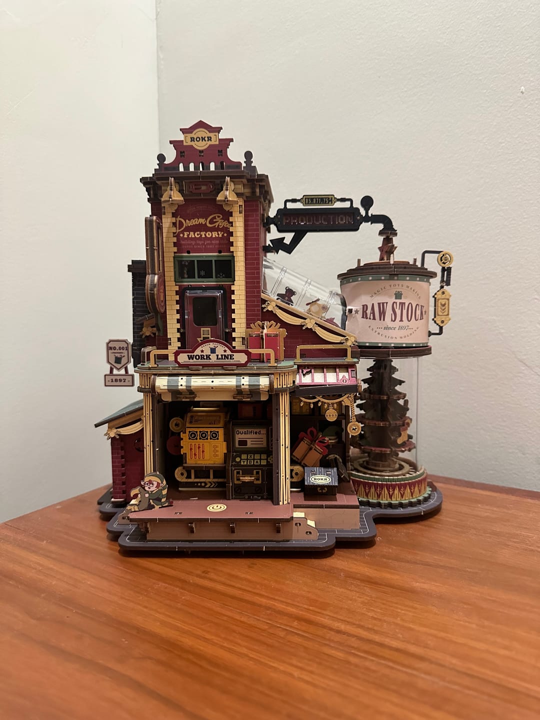 Customer photo review of Dream Gift Factory Music Box DIY Mechanical Puzzle