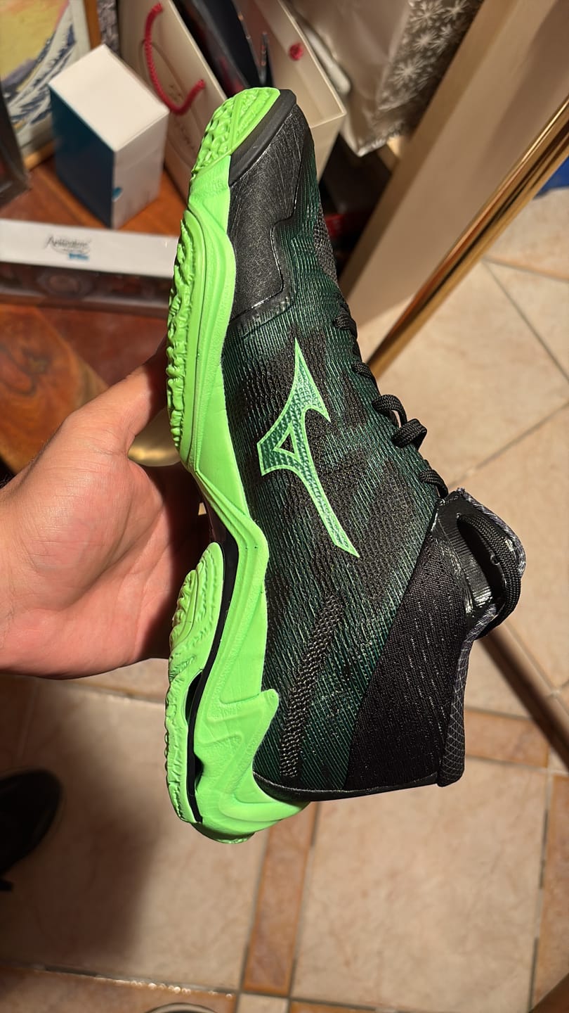 Customer photo review of WAVE LIGHTNING  ELITE MID M