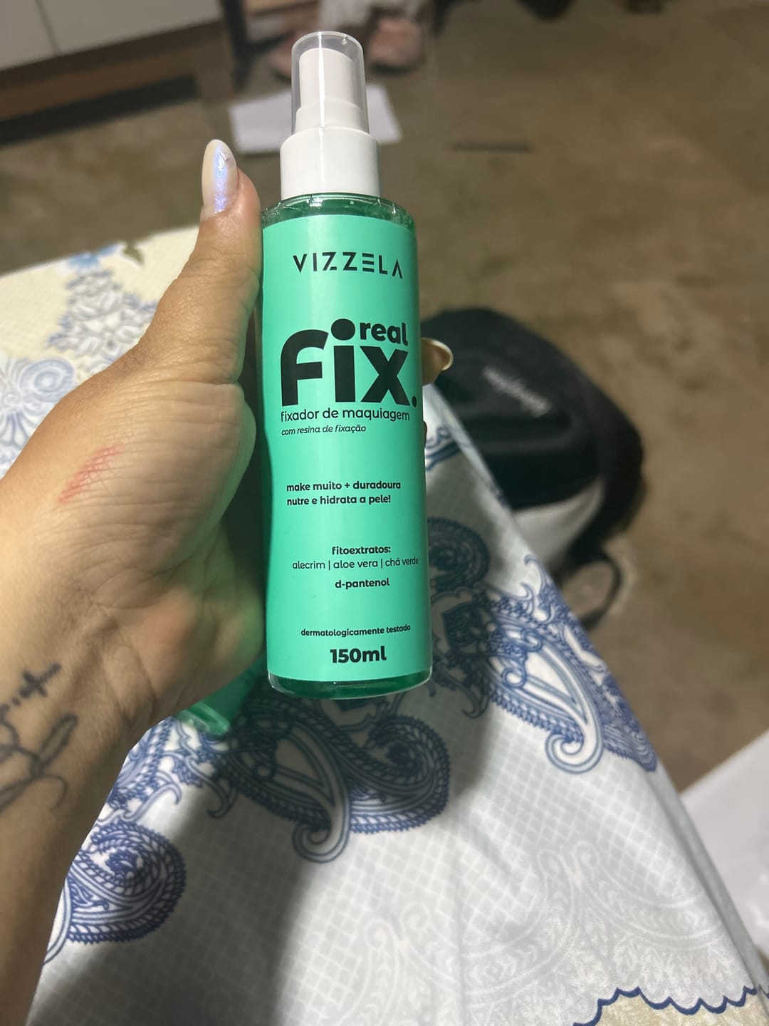 Customer photo review of Fixador de Maquiagem Real Fix - Vizzela
