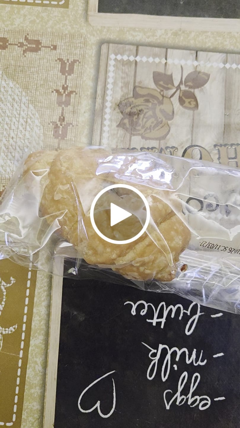 Customer video review of 15 Cornetti proteici ripieni di crema alla nocciola