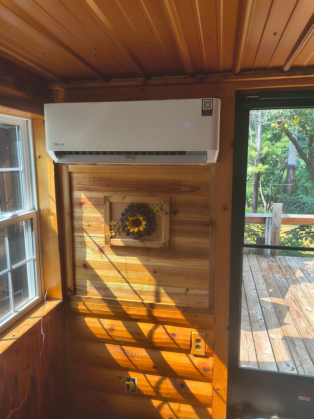 Customer photo review of DELLA Optima Pro Series 12000 BTU 25 SEER2 Ultra Hyper Heat Mini-Split AC - Up to 550 Sq.Ft.