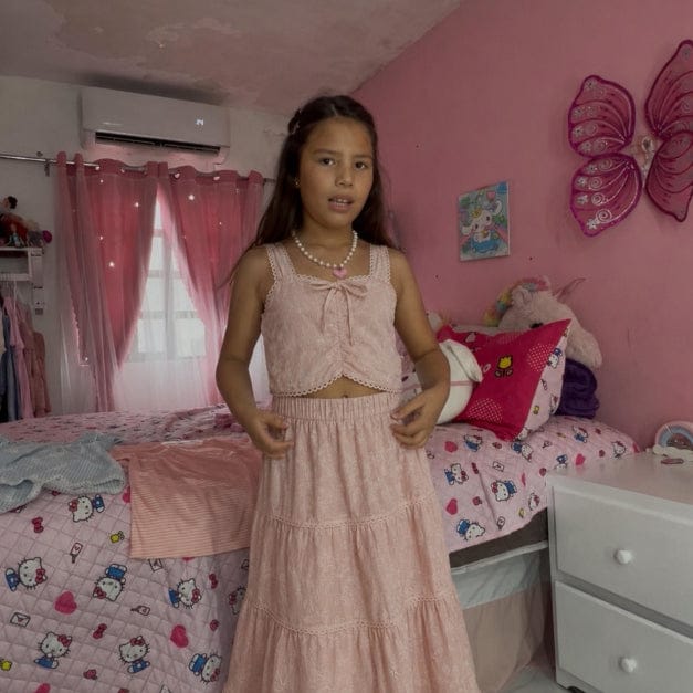 Customer photo review of Vestido Largo para niña - Aitana