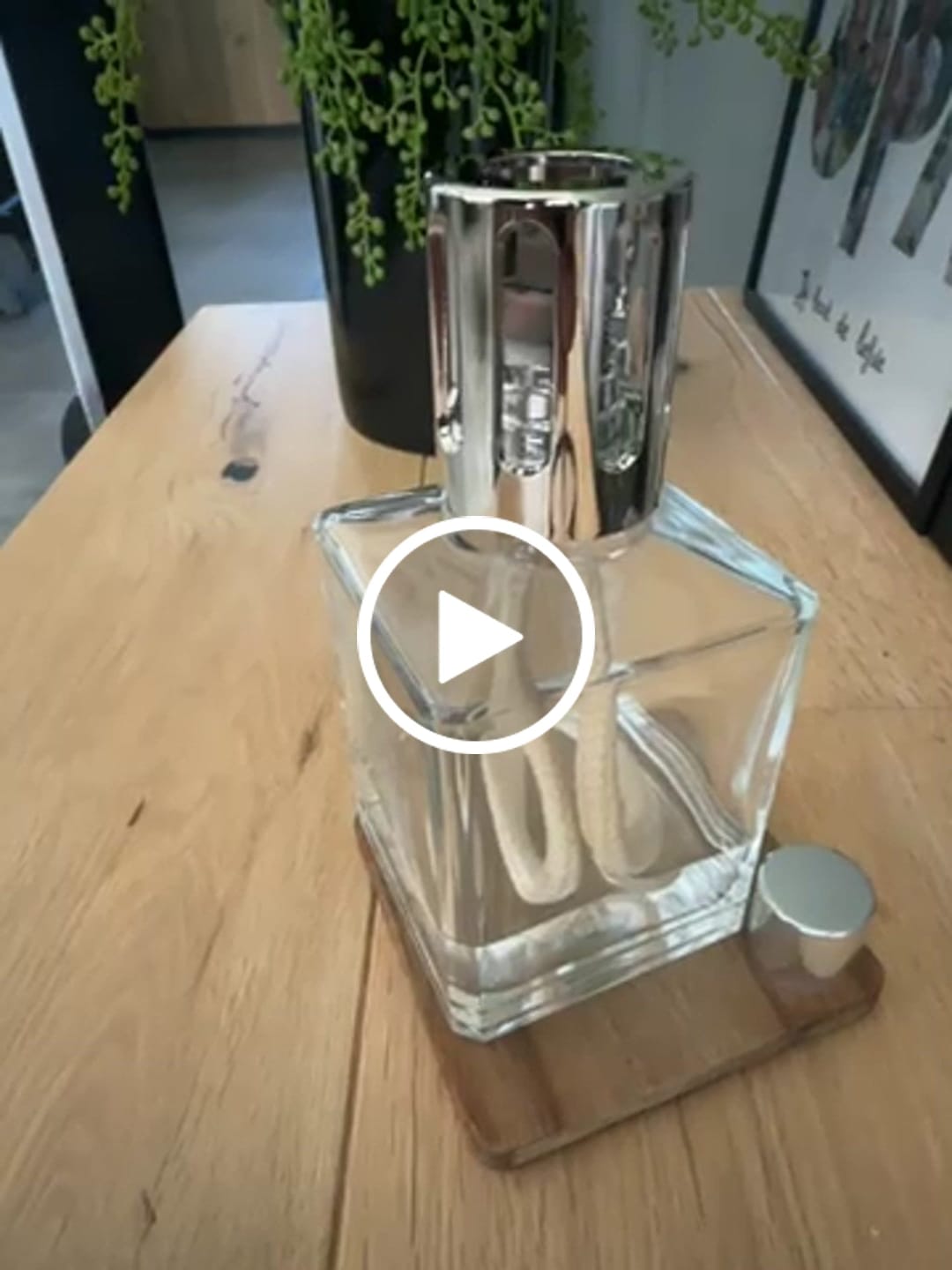 Customer video review of Maison Berger Giftset - Geurbrander Essentielle - Carrée - 2 x 250 ml