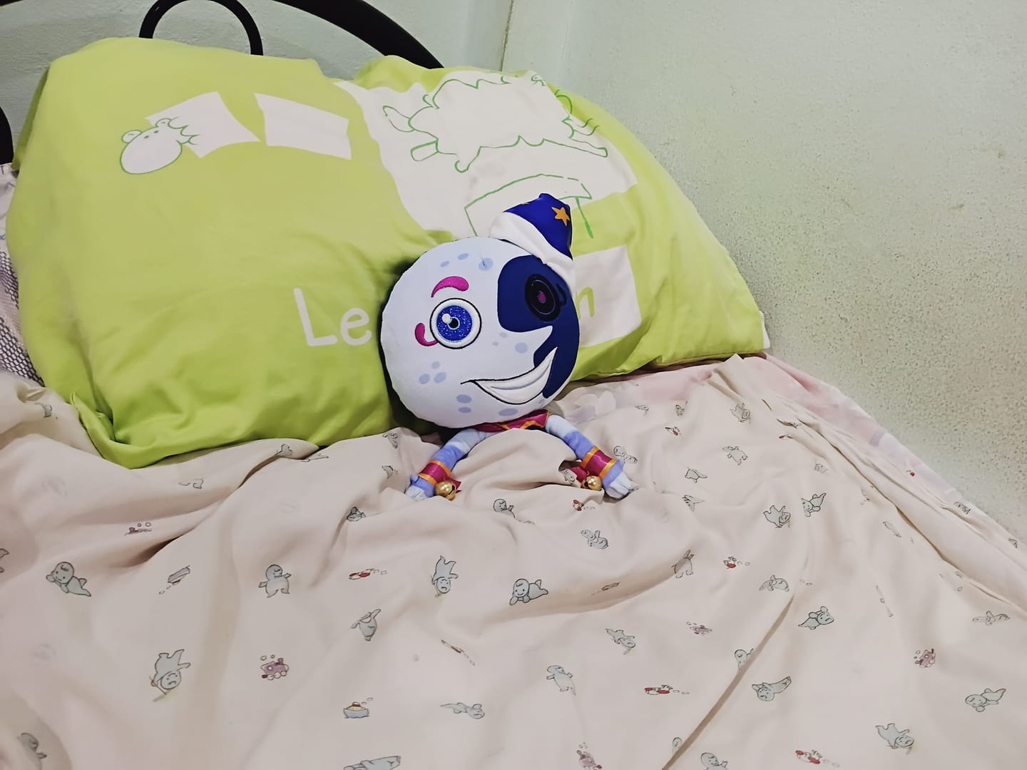 Customer photo review of Five Nights at Freddy’s Security Breach - Moon Daycare Attendant Collector’s Plush