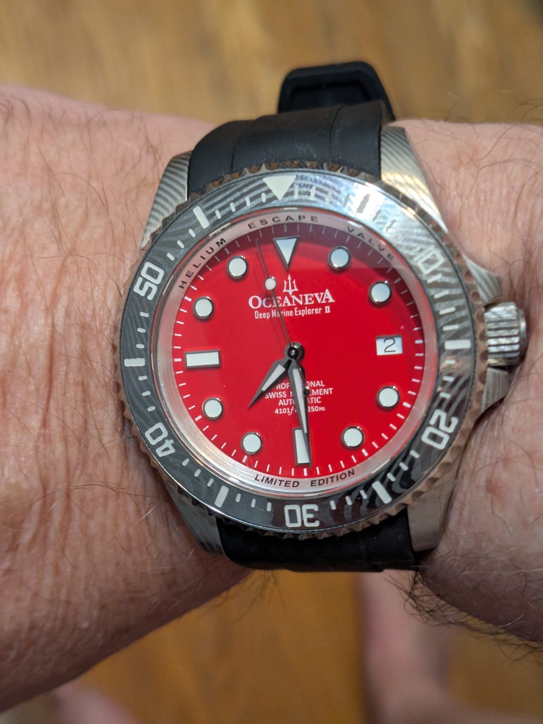 Customer photo review of Oceaneva Mens Deep Marine Explorer II Damascus Steel Watch Red Dial