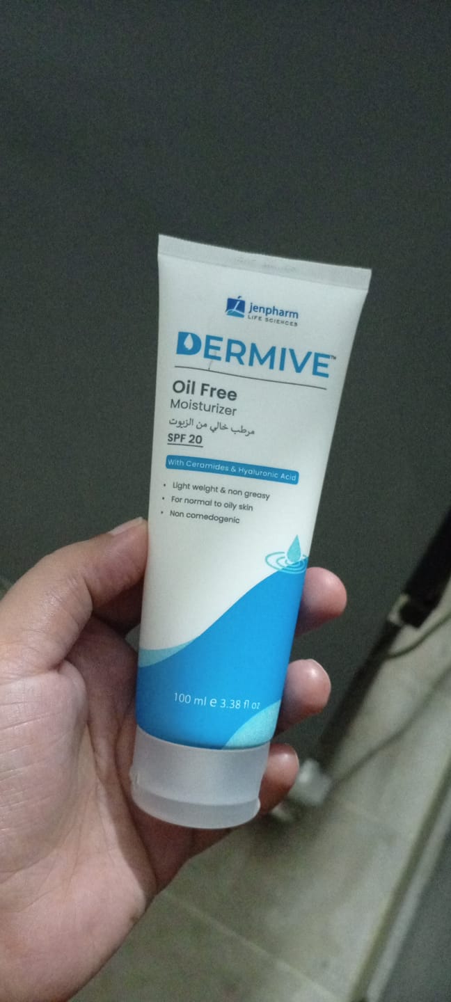 Customer photo review of Dermive Oil-Free Fragrance Free Moisturizer