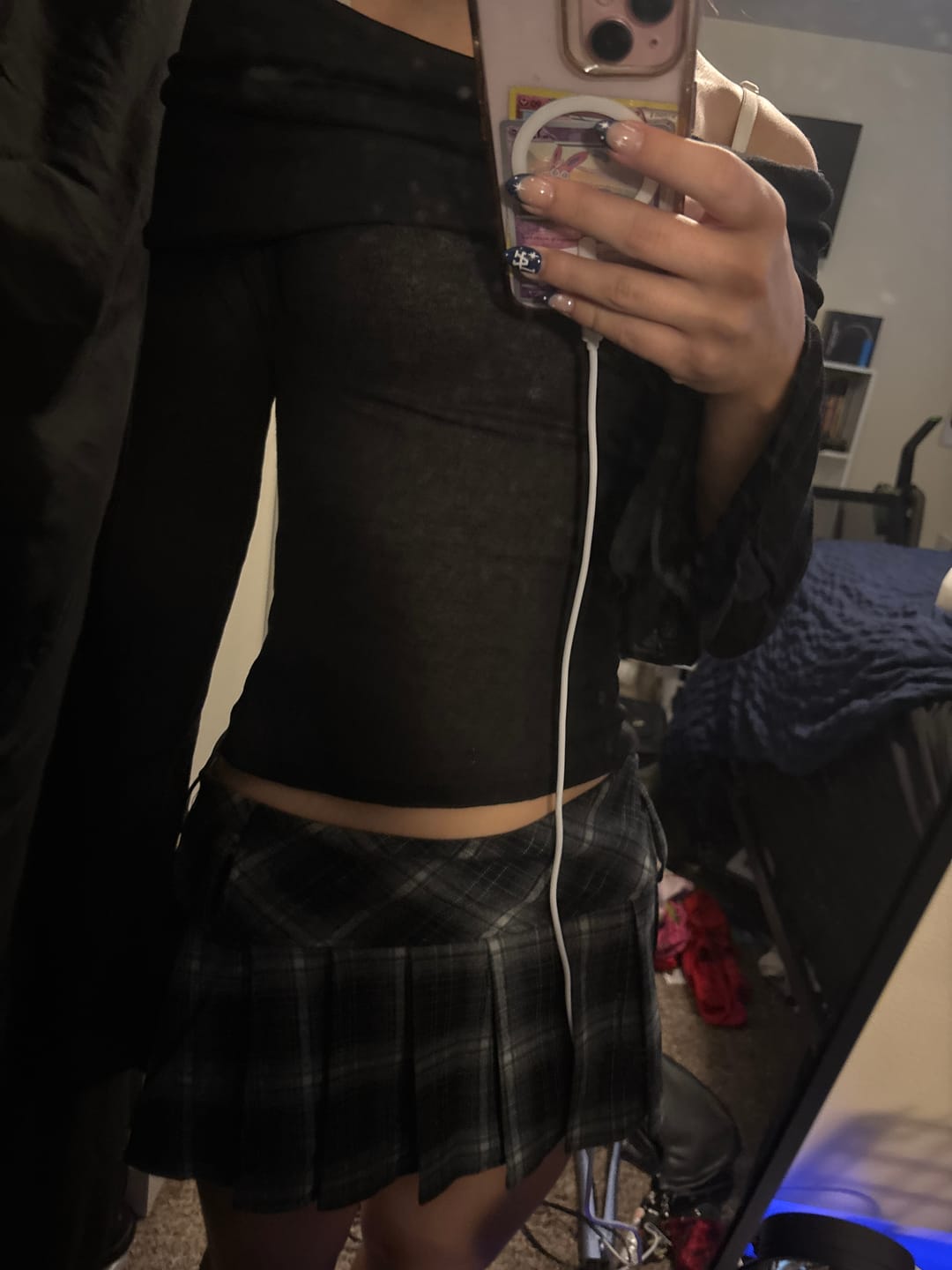 Customer photo review of Vivienne Enchanted Off-the-shoulder Top