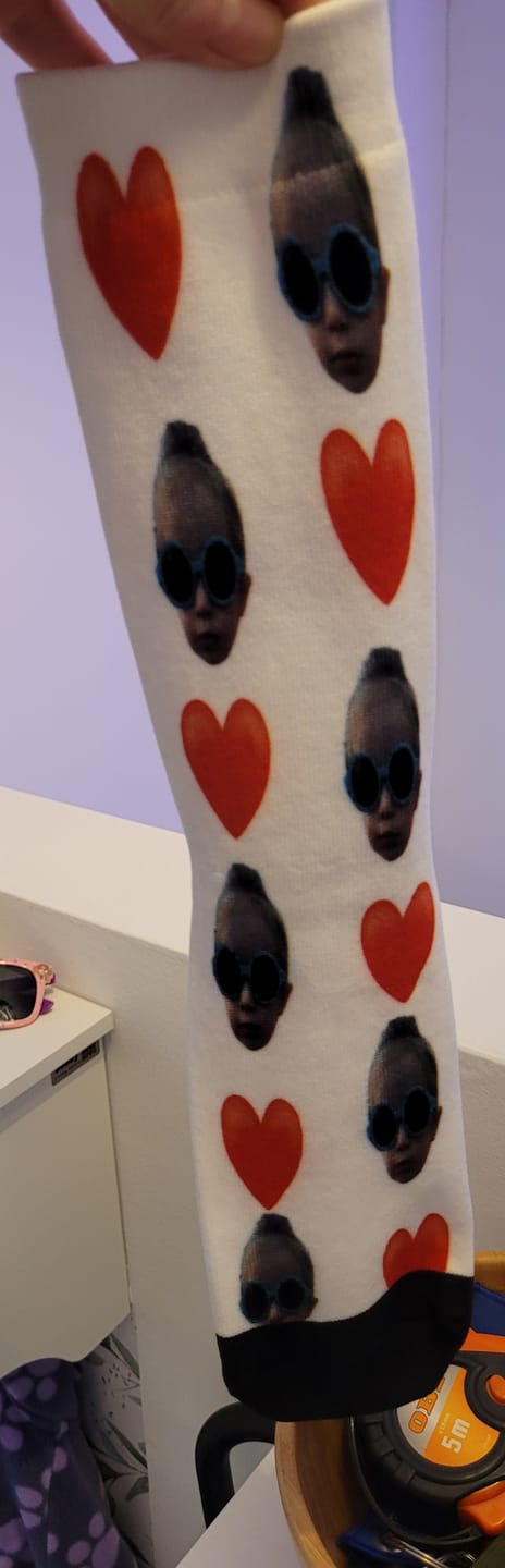 Customer photo review of Personalisierte Liebes Sneakersocken