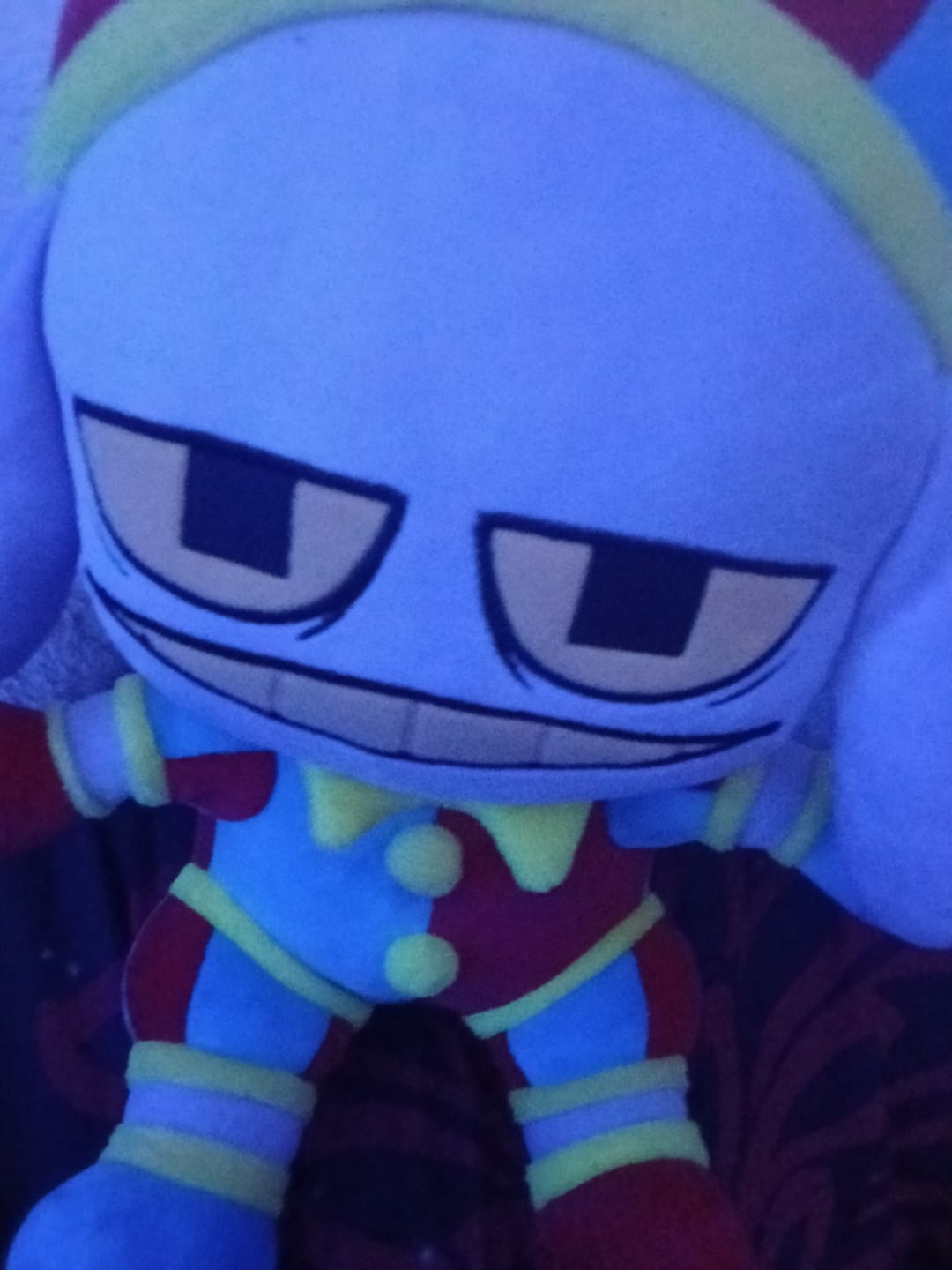Customer photo review of Pomni-Suit Jax Plush