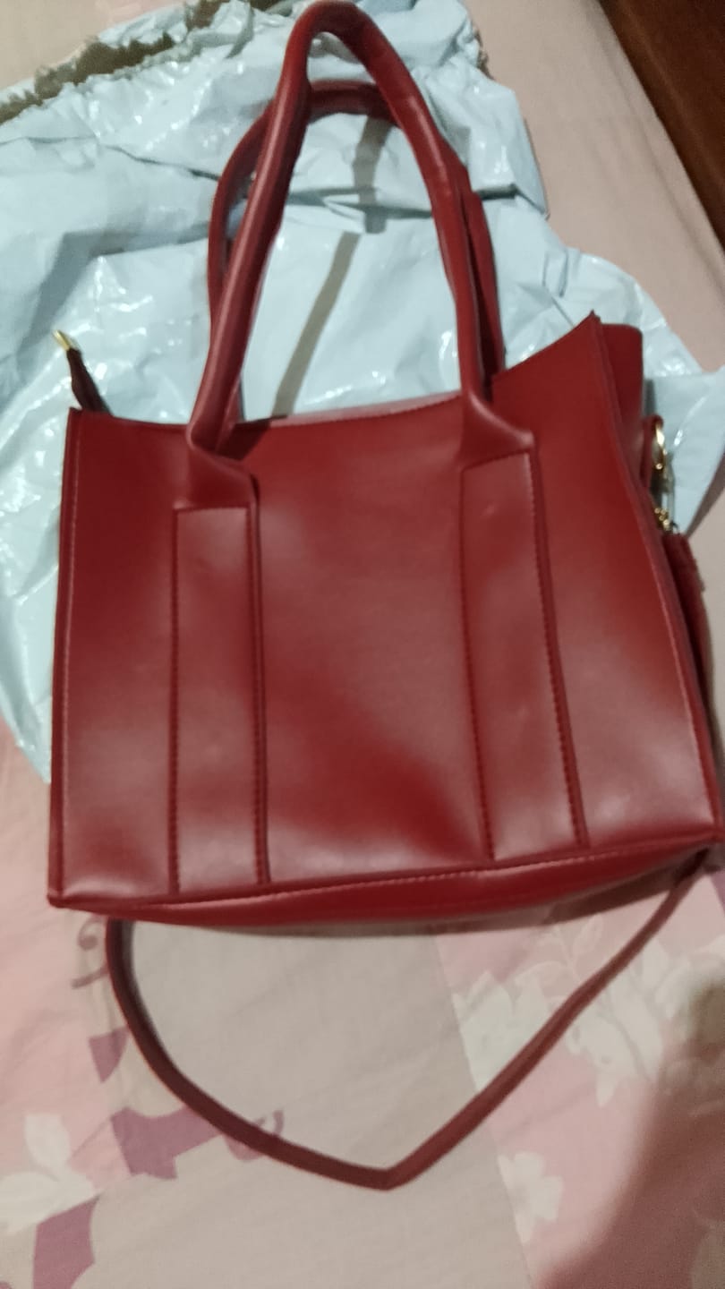 Customer photo review of Flair 1PC - Maroon