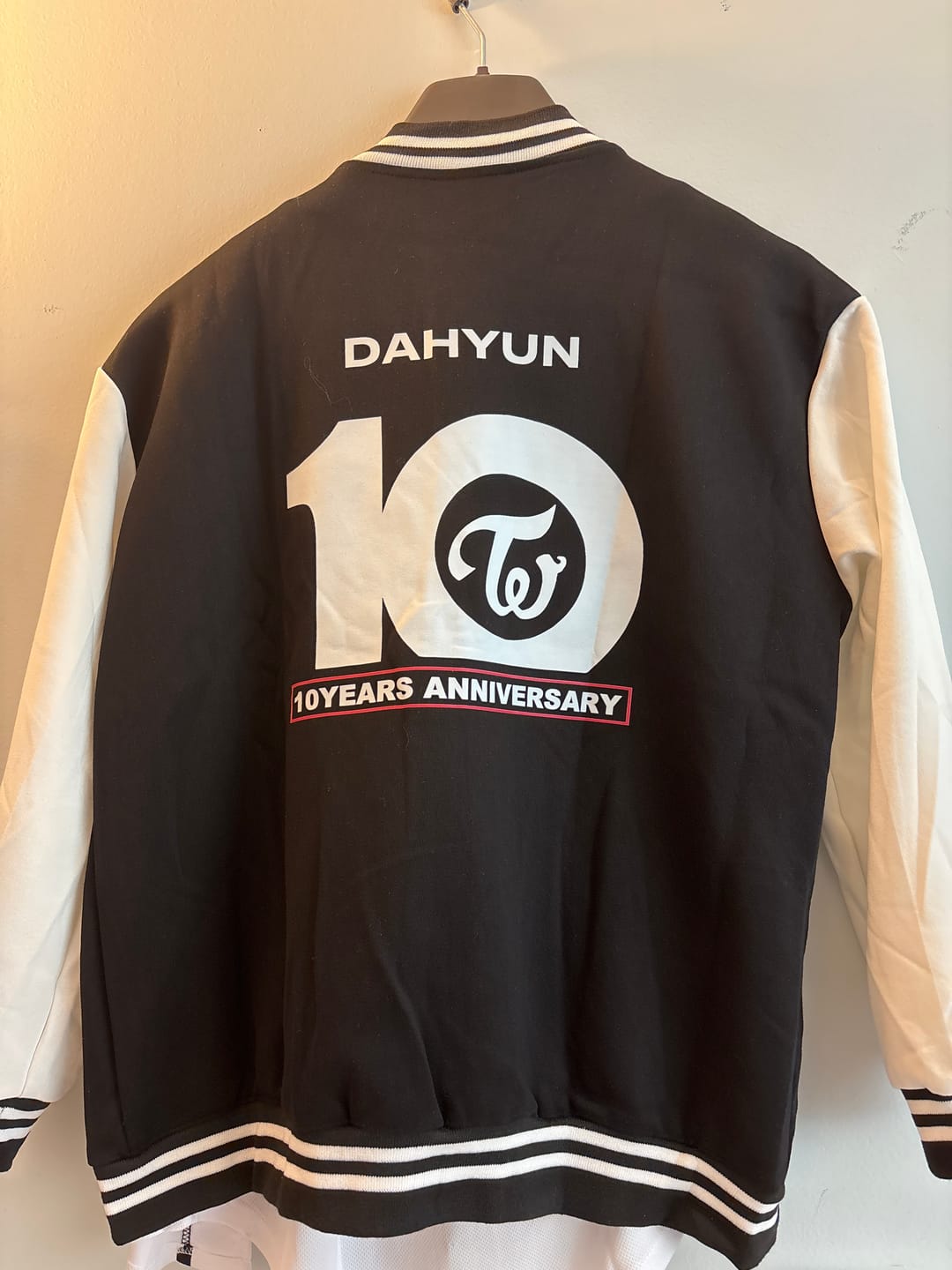 Customer photo review of Casual Twice Tenth Anniversary Baseball Coat
