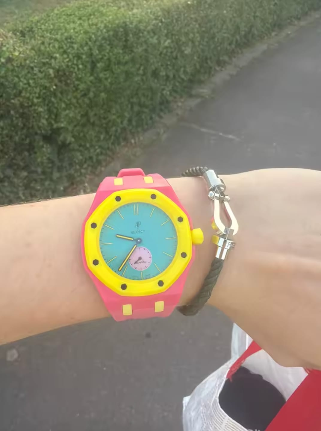 Customer photo review of OTG-ROZ BRACELET V2