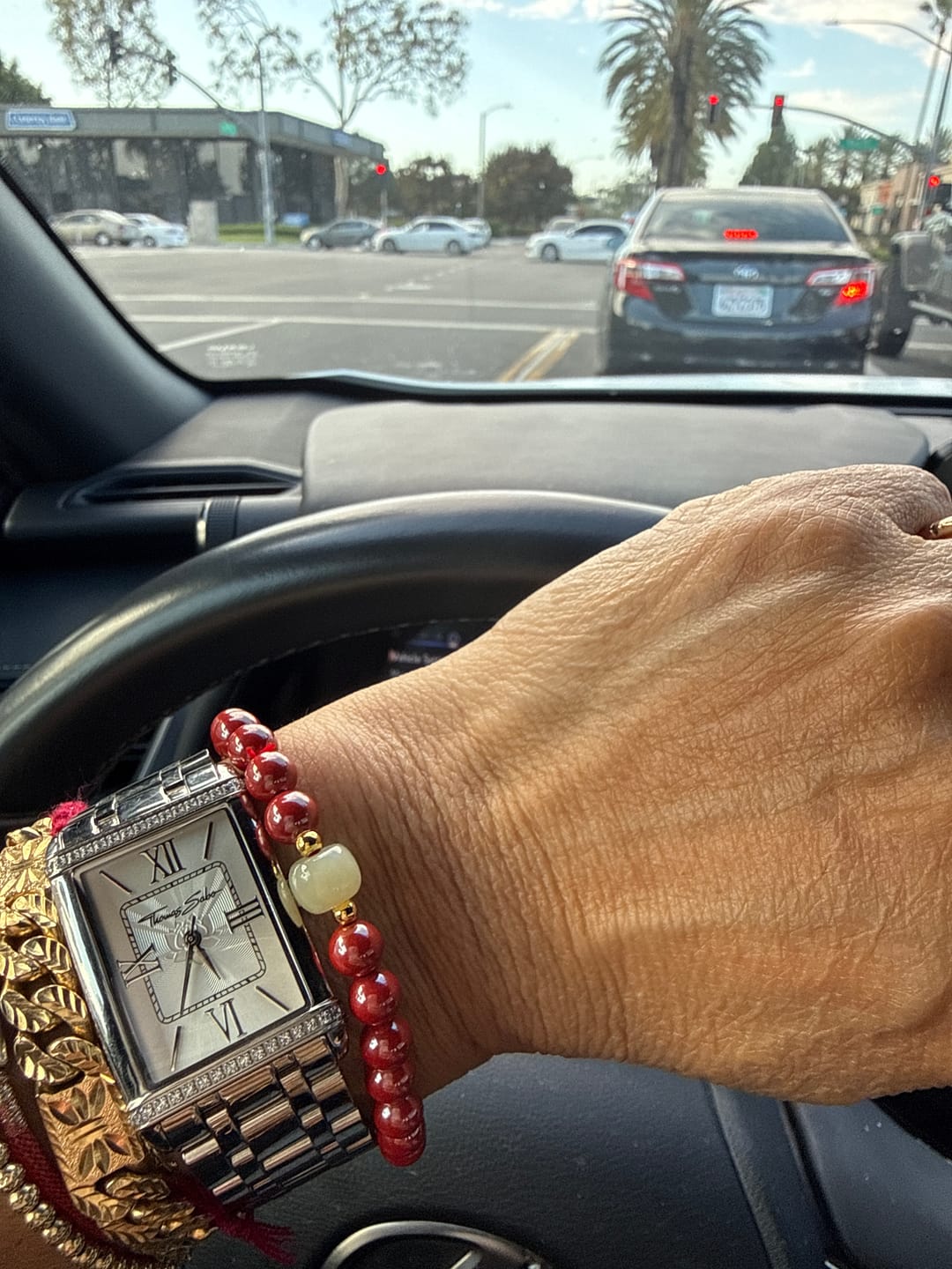 Customer photo review of Natural 90 Cinnabar & Hetian Jade Energy Bracelet – Handmade Feng Shui Healing Jewelry for Vitality, Harmony & Protection
