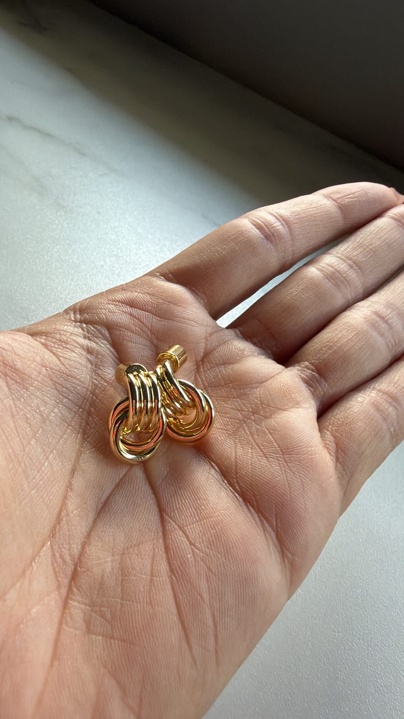 Customer photo review of Mini Twist Stud Earrings