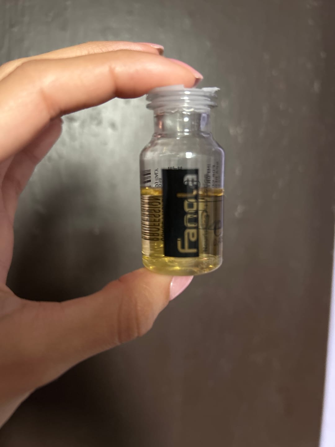 Customer photo review of Ampolla Capilar Nutritiva Reestructurante Fanola