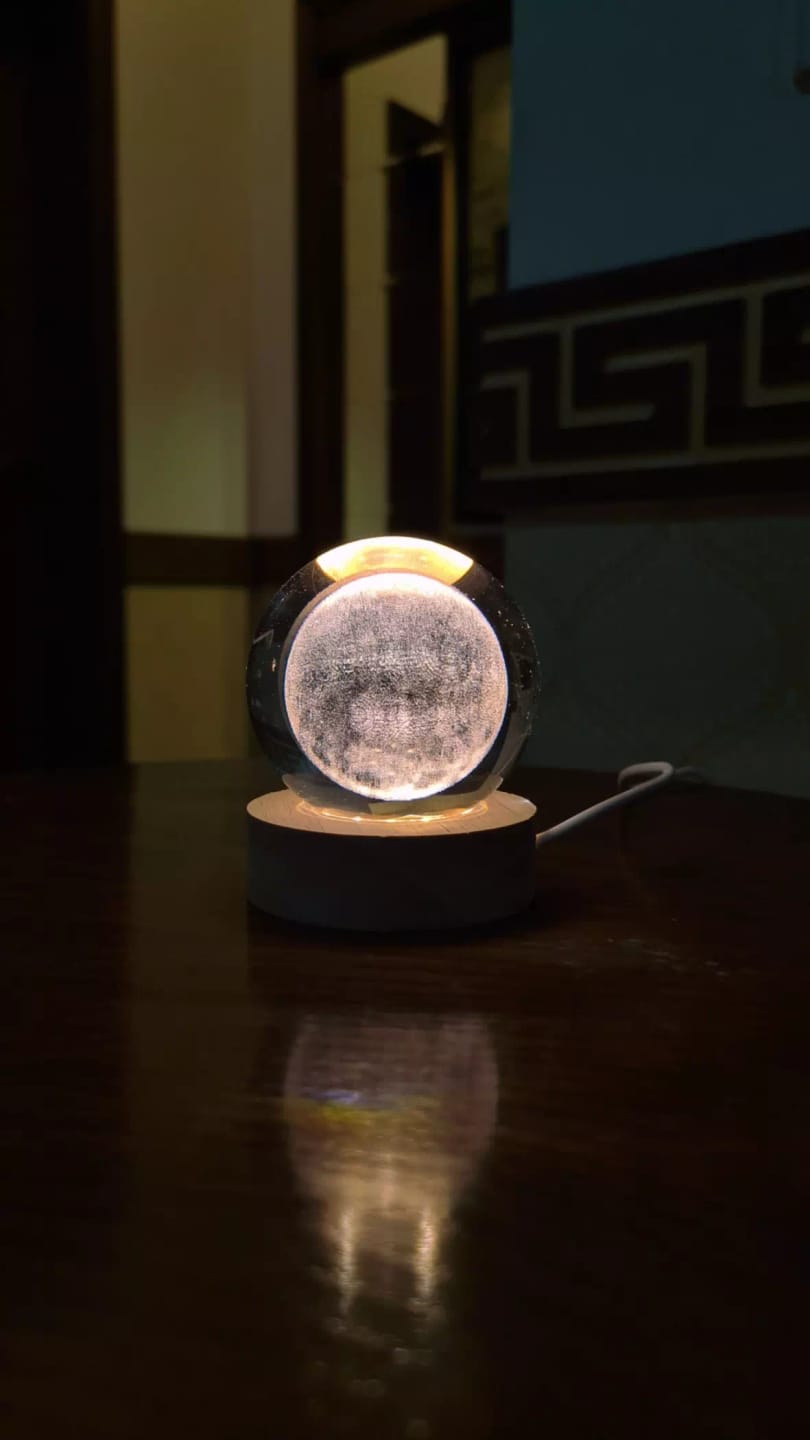 Customer photo review of AstroSphere Crystal Lamp – Moon Lamp & Saturn Lamp