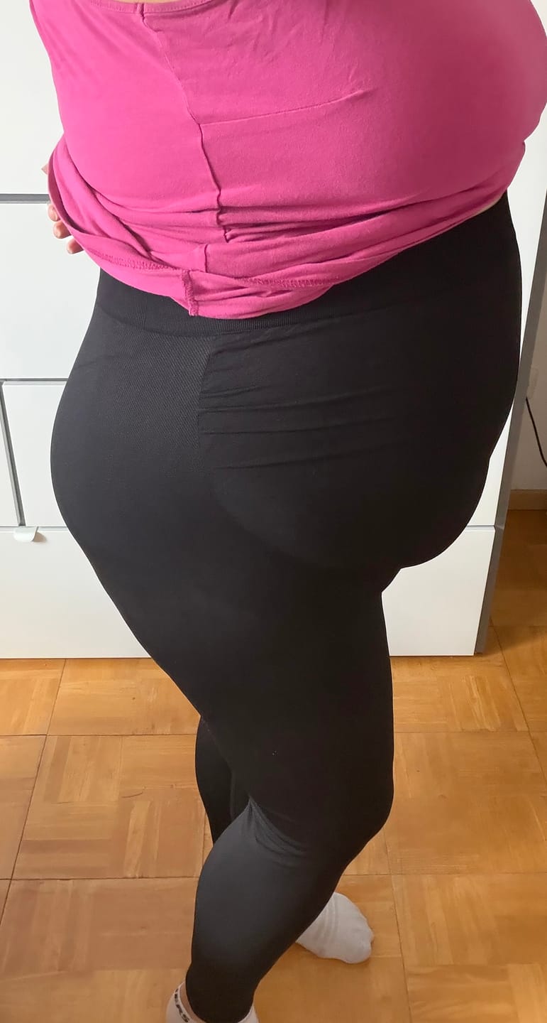 Customer photo review of Schwangerschafts Leggings
