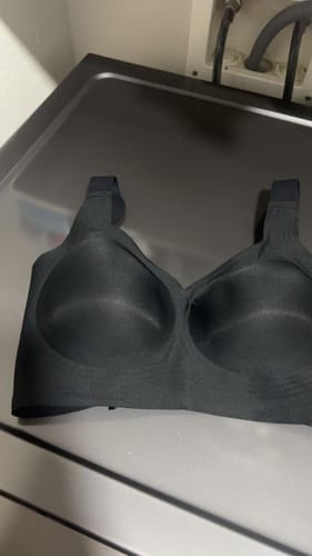 Customer photo review of Comfortable Wireless Full Coverage Jelly Smoothing Bra