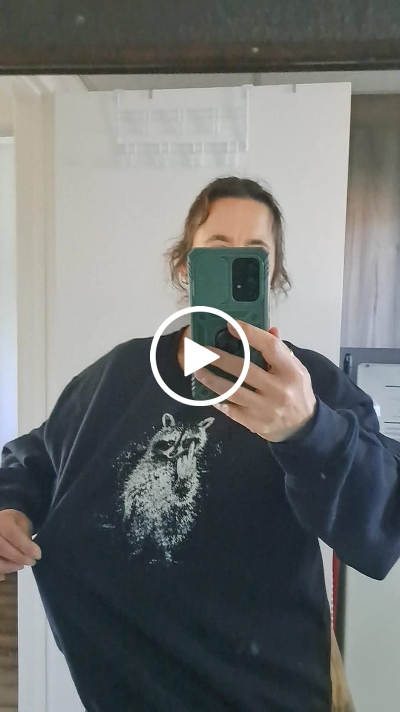 Customer video review of Sweatshirt Raton