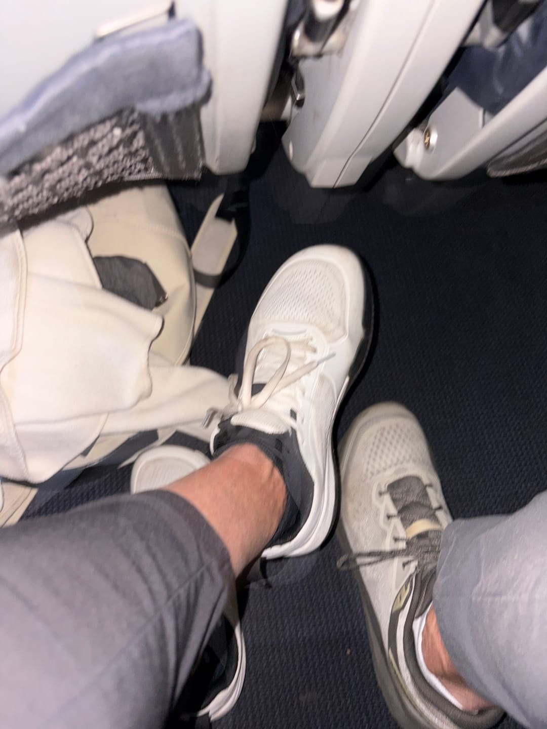 Customer photo review of Flow - Wide Toe Box Everyday Walking Shoes (Unisex)