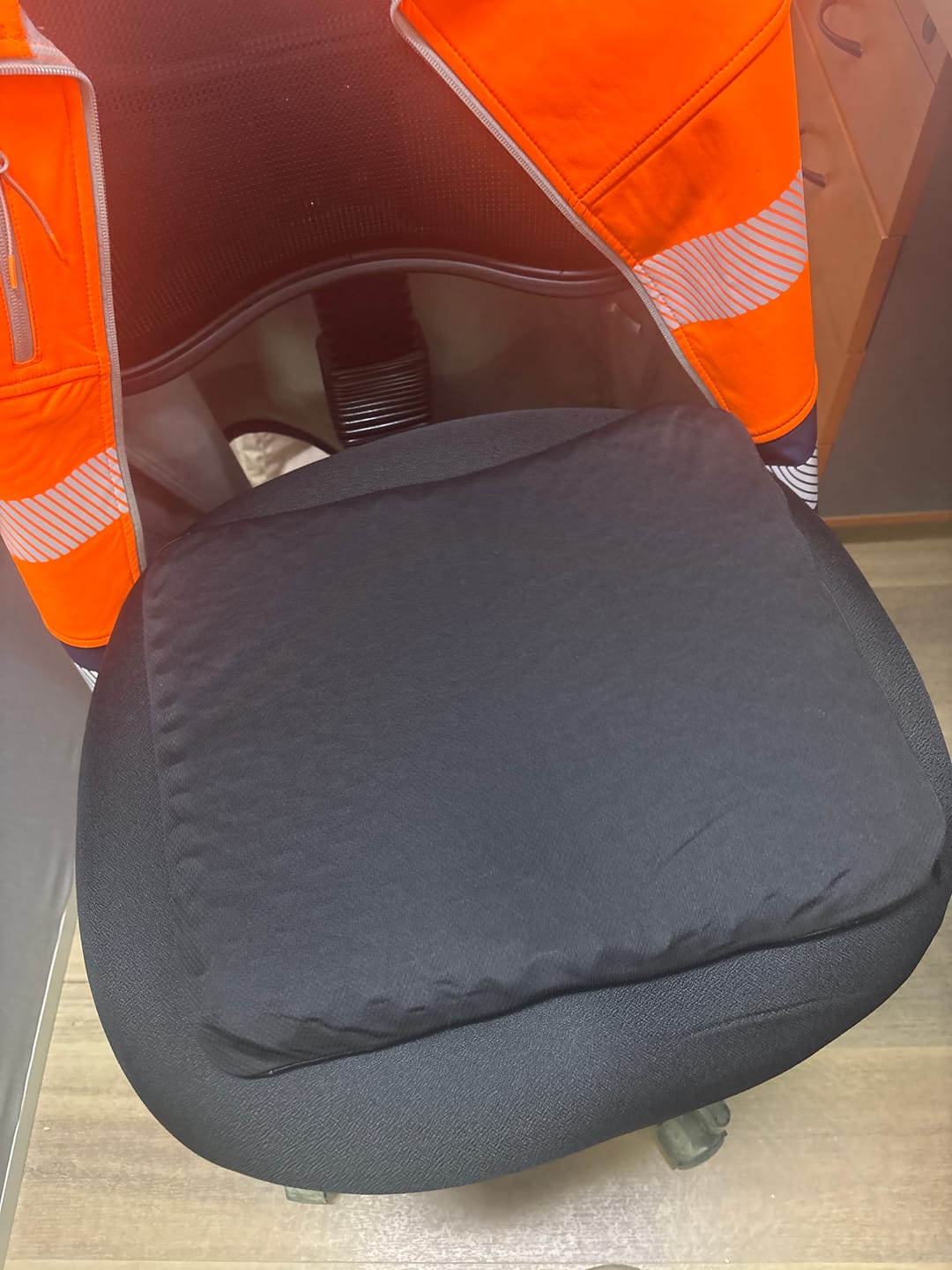 Customer photo review of Advanced Orthopaedic Pressure Relief Cushion