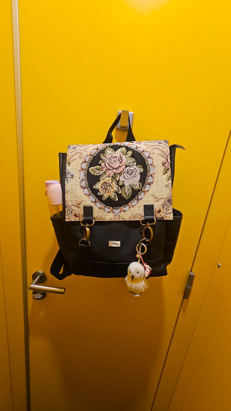 Customer photo review of תיק גב Unicorn וינטייג' קלאסי
