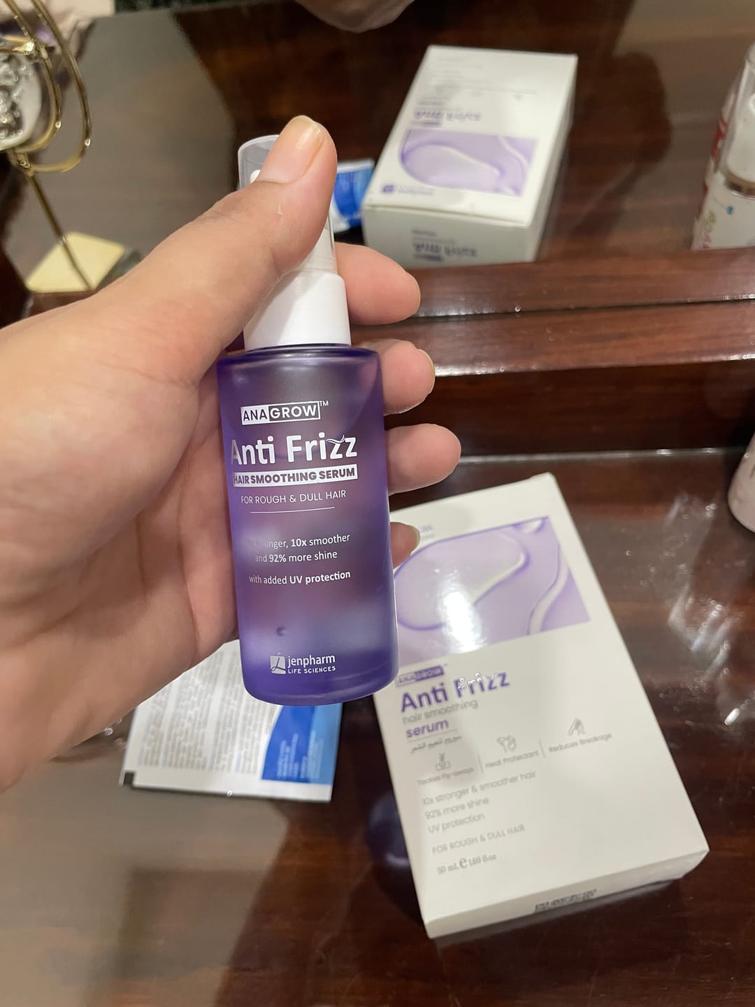 Customer photo review of Anagrow Anti Frizz Hair Serum