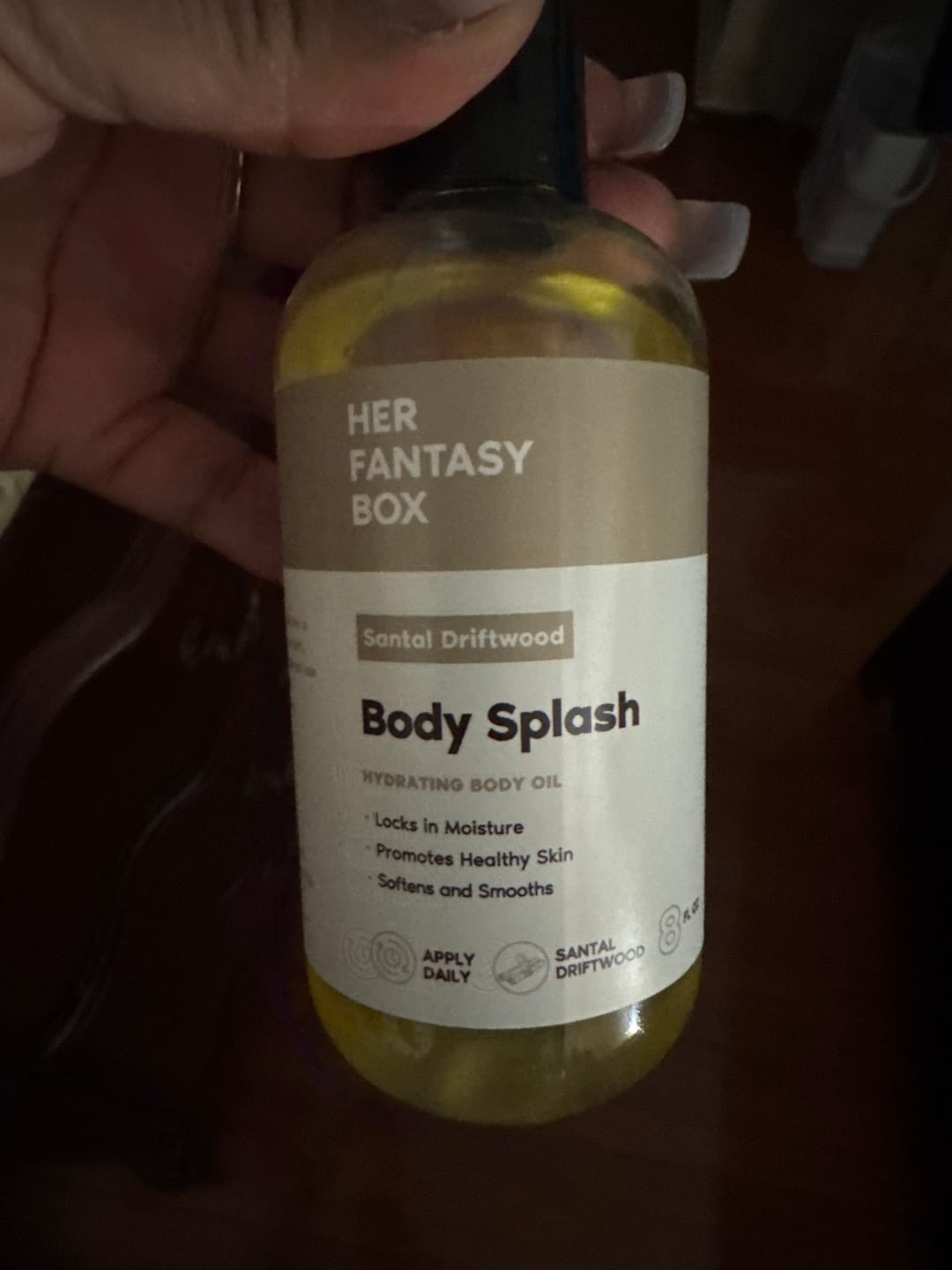 Customer photo review of Body Splash - Skin Smoothing Body Oil (Santal Driftwood) LUXURY SCENT