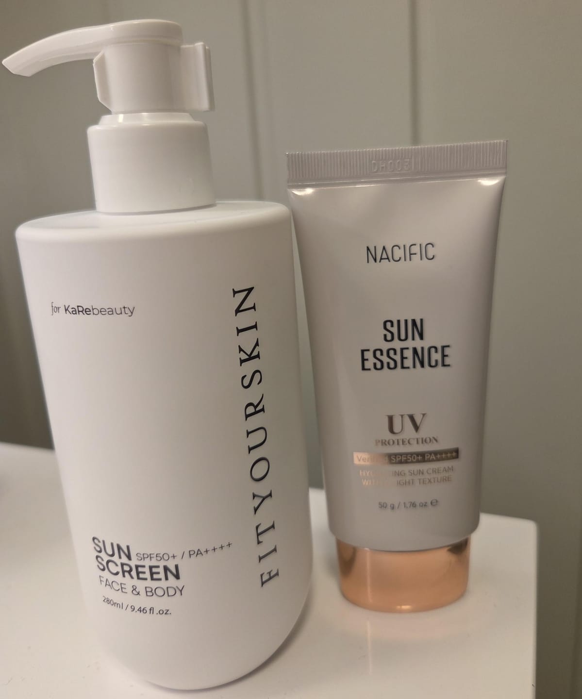 Customer photo review of FitYourSkinxKaRebeauty - Solkrem for ansikt og kropp SPF50+ (280ml)