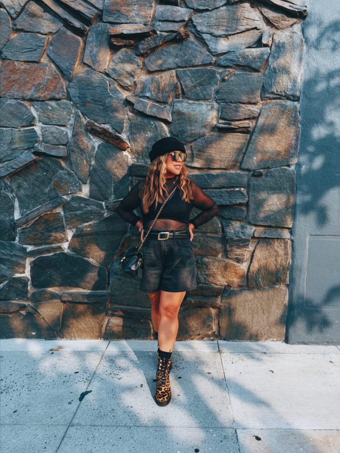 Customer photo review of London Pillbox - Black