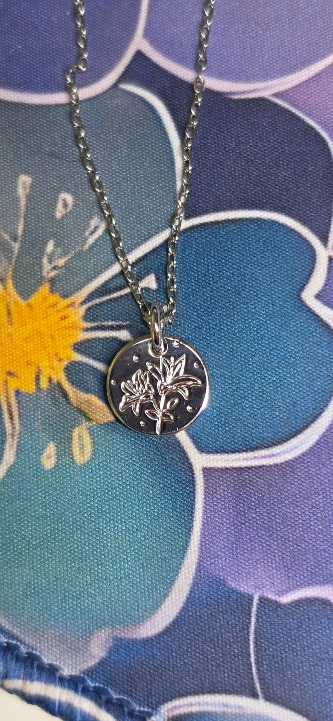 Customer photo review of Floral 18k White Gold Plated Engraved Birth Month Flower Pendant Necklace