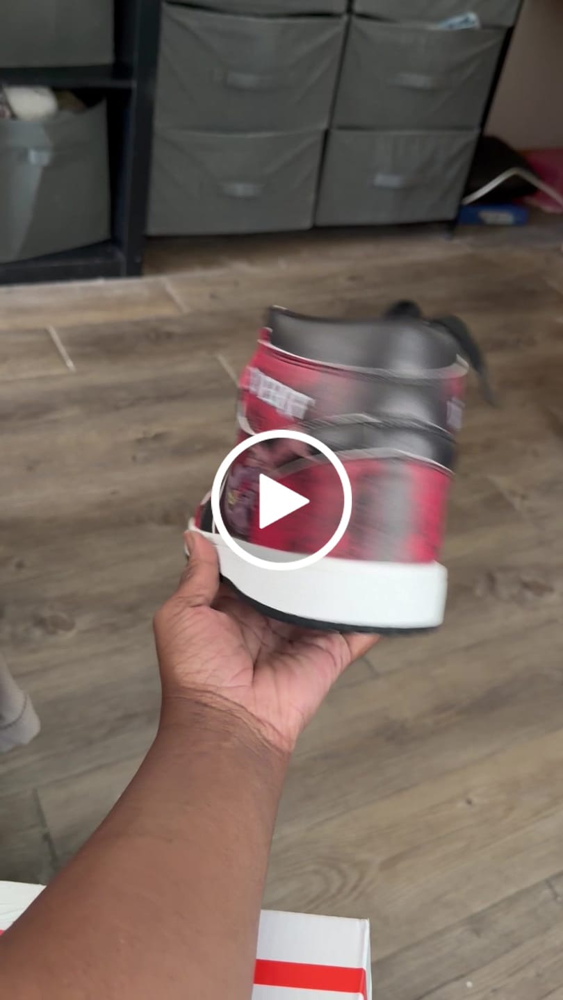 Customer video review of LEVERT Custom J1 Sneakers God Of War Shoes TT27