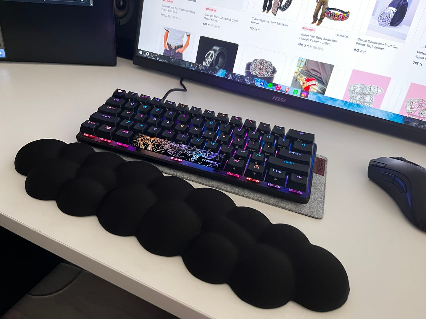 Customer photo review of Wraith Klavye Matı
